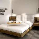 Viva Mare Studios Apartment