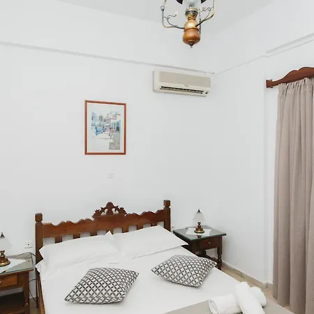 Viva Mare Studios Apartment